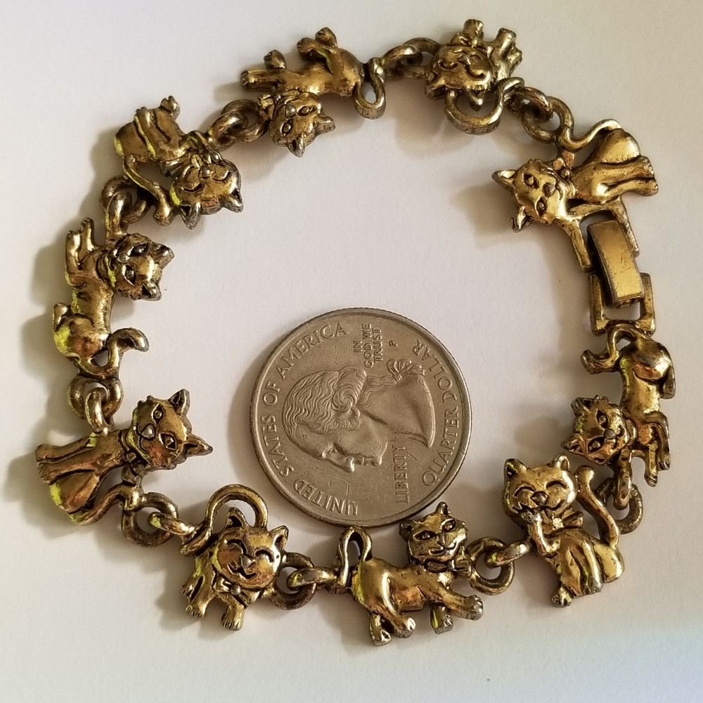Relisted -Vintage cat bracelet Gold Tone playful kitty BG - Picture 10 of 15